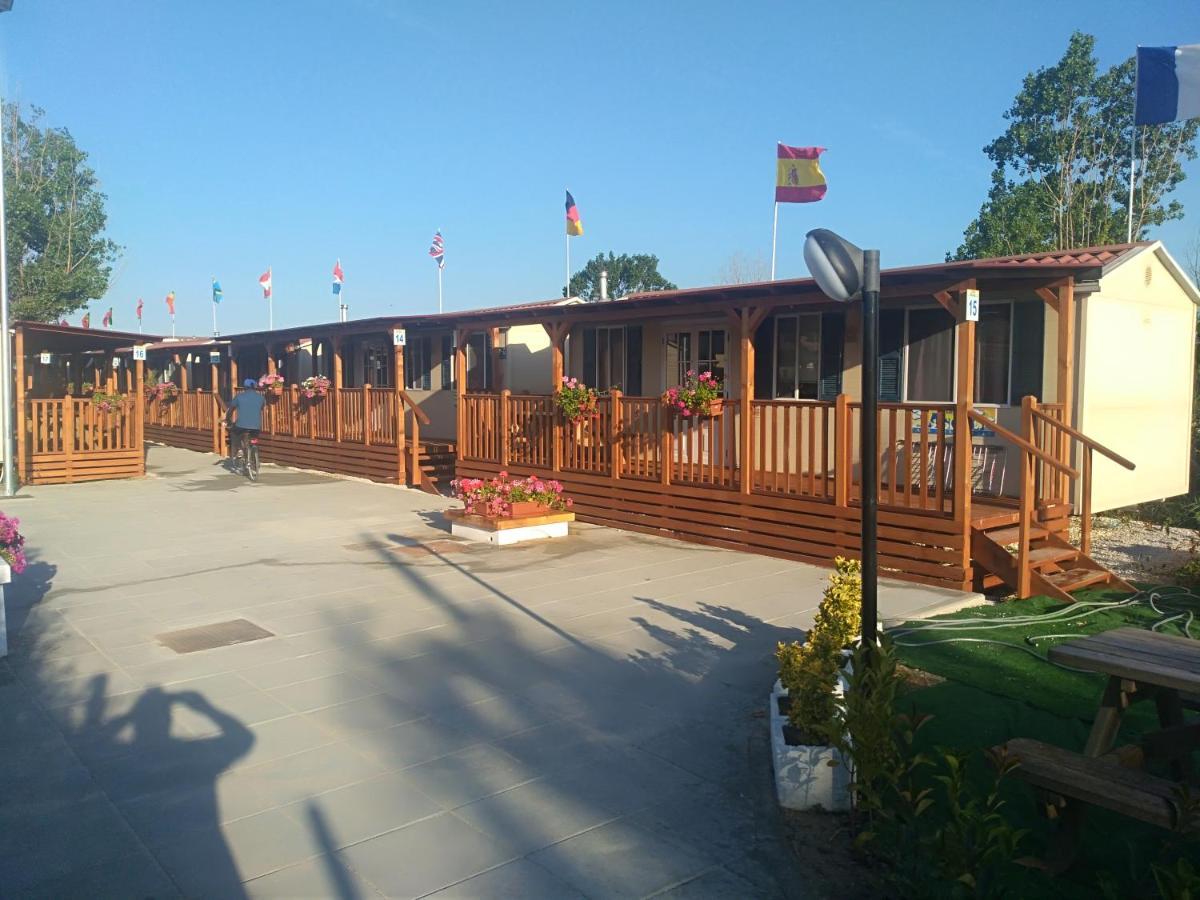 Villaggio Degli Angeli Scerne Pineto Екстер'єр фото