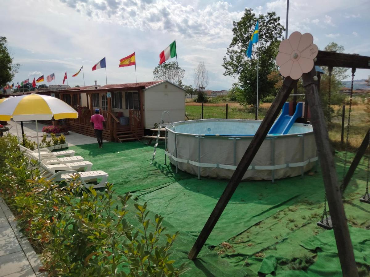 Villaggio Degli Angeli Scerne Pineto Екстер'єр фото