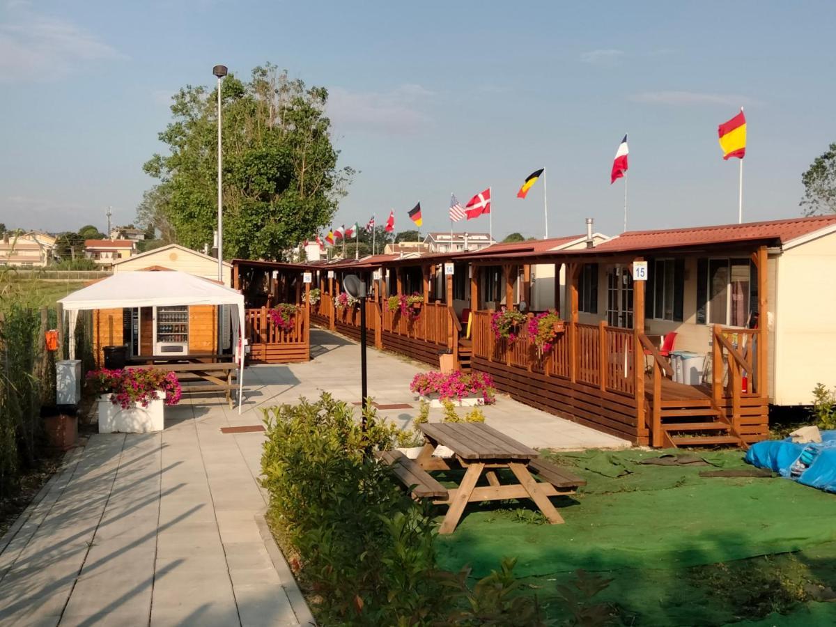 Villaggio Degli Angeli Scerne Pineto Екстер'єр фото